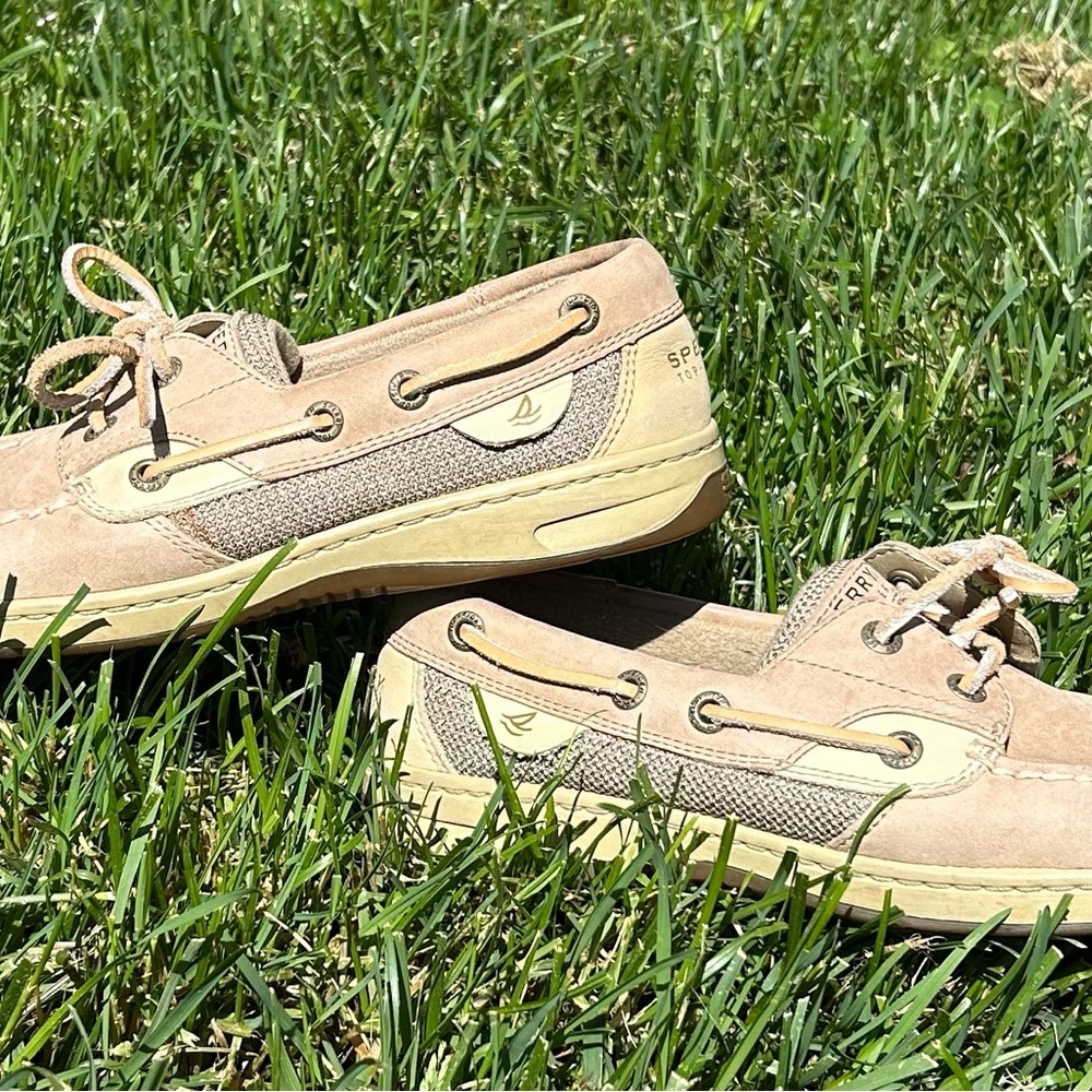 Sperry Beige and Cream Boat Shoes